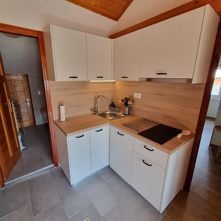 In Toller Lage- 50m Vom Entfernt By Interhome Apartamento Crikvenica