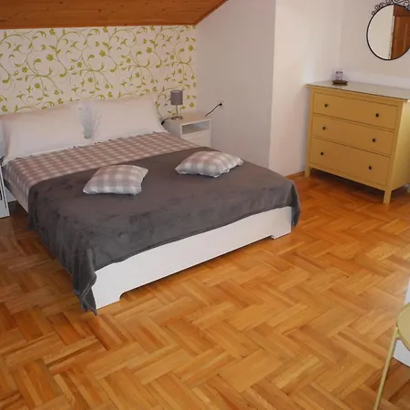 In Toller Lage- 50m Vom Entfernt By Interhome Apartament