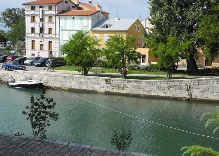 In Toller Lage- 50m Vom Entfernt By Interhome Apartament